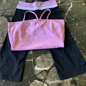 Lululemon 2 piece black pink Capri yoga pant set size 8//4